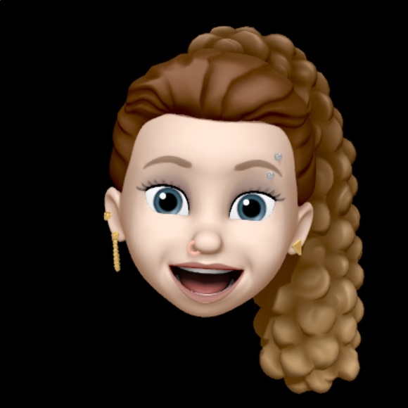 Meet your Posher, Ashley - Picture 1 of 8